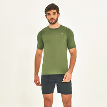 Cargar imagen en el visor de la galería, T-Shirt Sport Fit Verde Militar UPF50+
